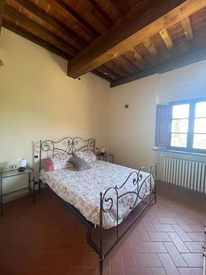 Casa Vacanza Villaggio Poggio Rosso Arezzo Bagian luar foto