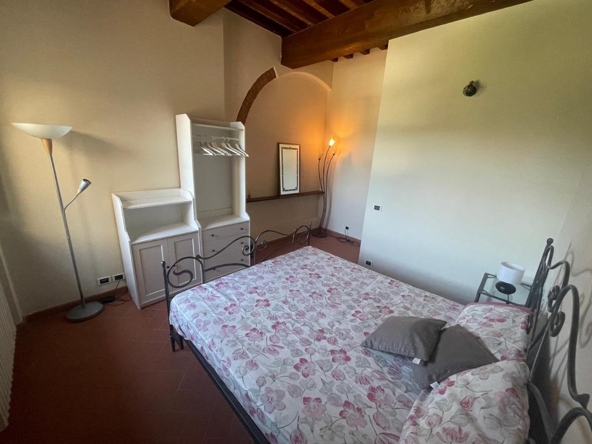 Casa Vacanza Villaggio Poggio Rosso Arezzo Bagian luar foto