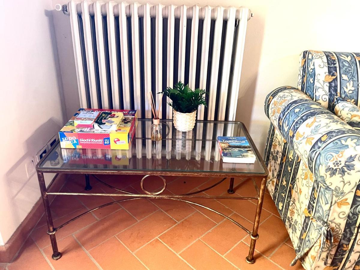 Casa Vacanza Villaggio Poggio Rosso Arezzo Bagian luar foto