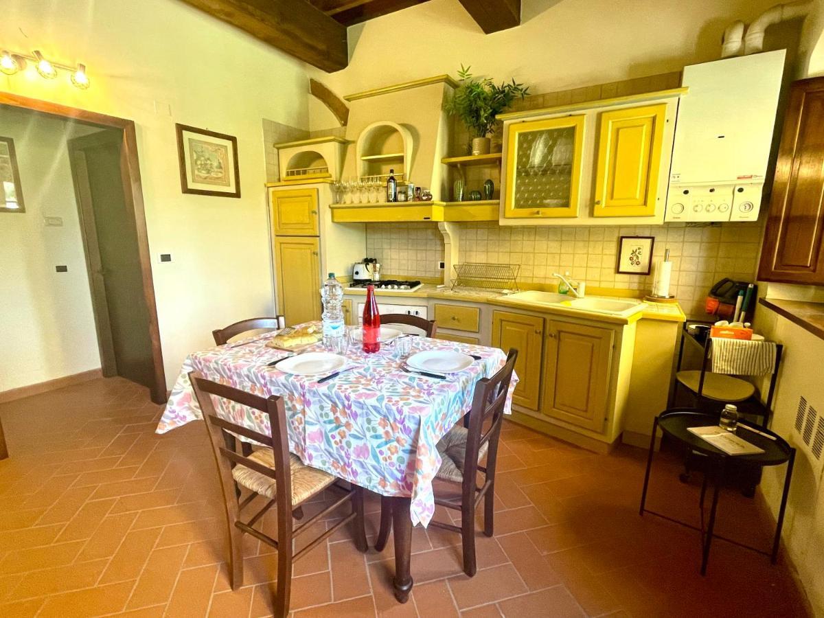 Casa Vacanza Villaggio Poggio Rosso Arezzo Bagian luar foto