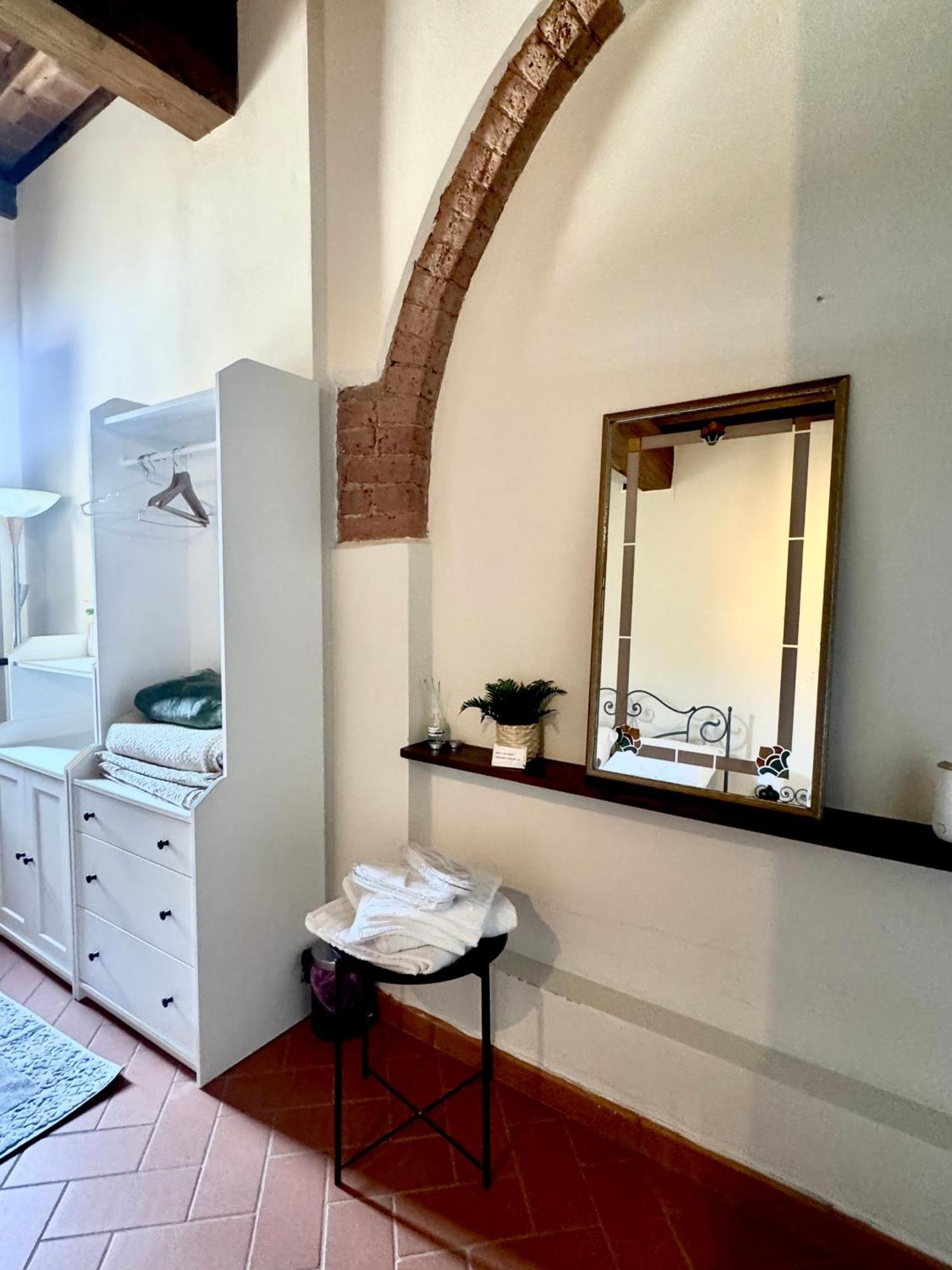Casa Vacanza Villaggio Poggio Rosso Arezzo Bagian luar foto